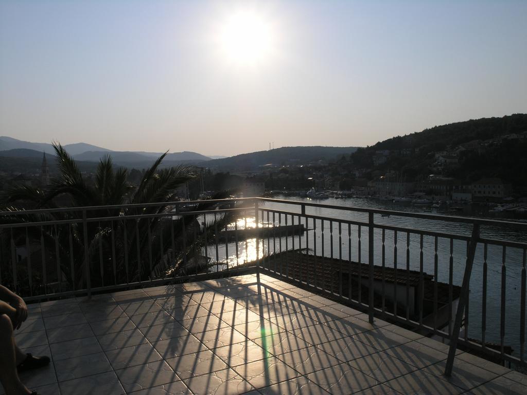 Apartments Rubinic เยลซา ห้อง รูปภาพ